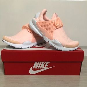 NEW! Nike Sock Dart Sneaker